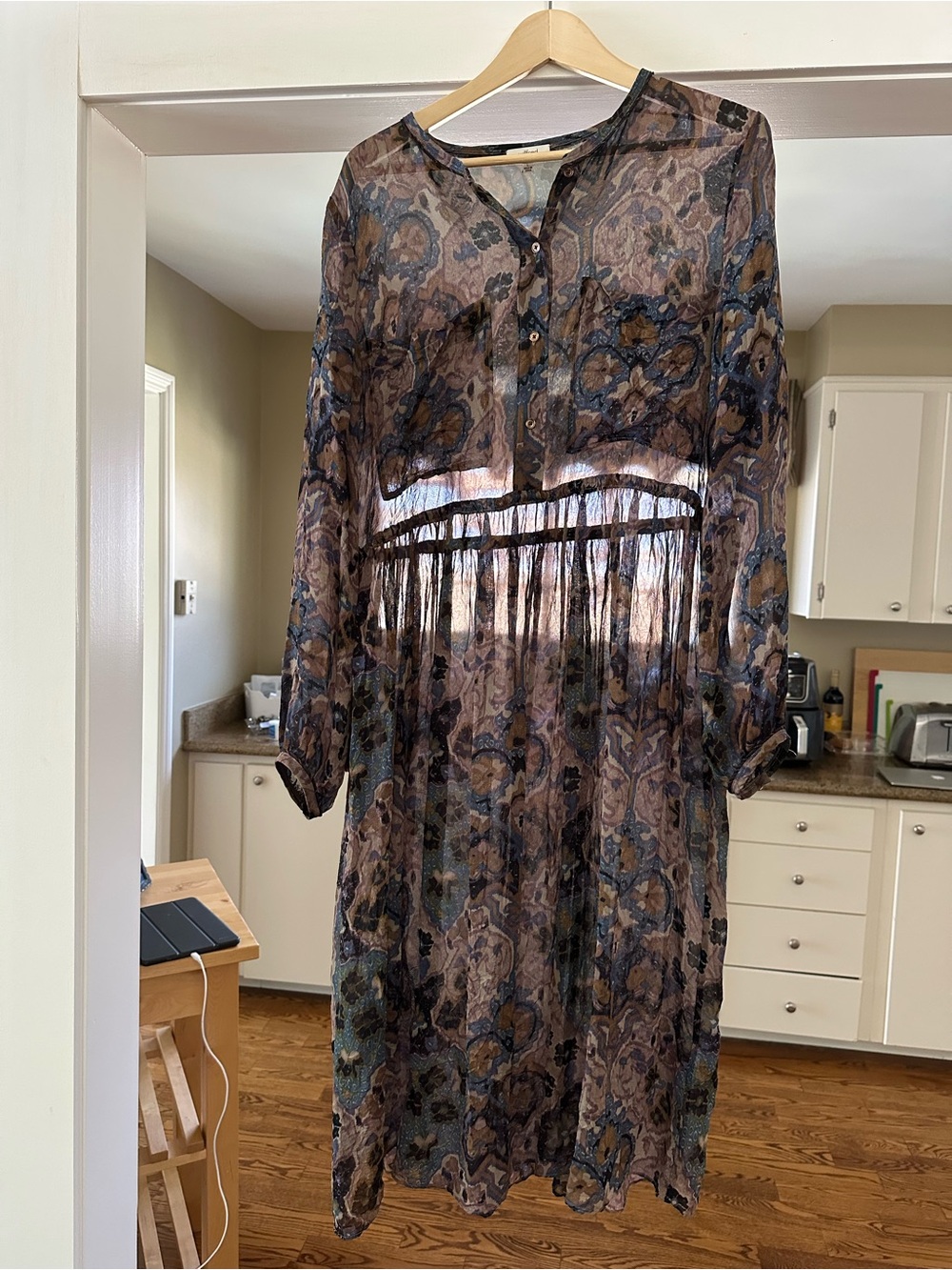 Wilfred Sheer Long-Sleeve Midi Dress in Brown and Blue Paisley